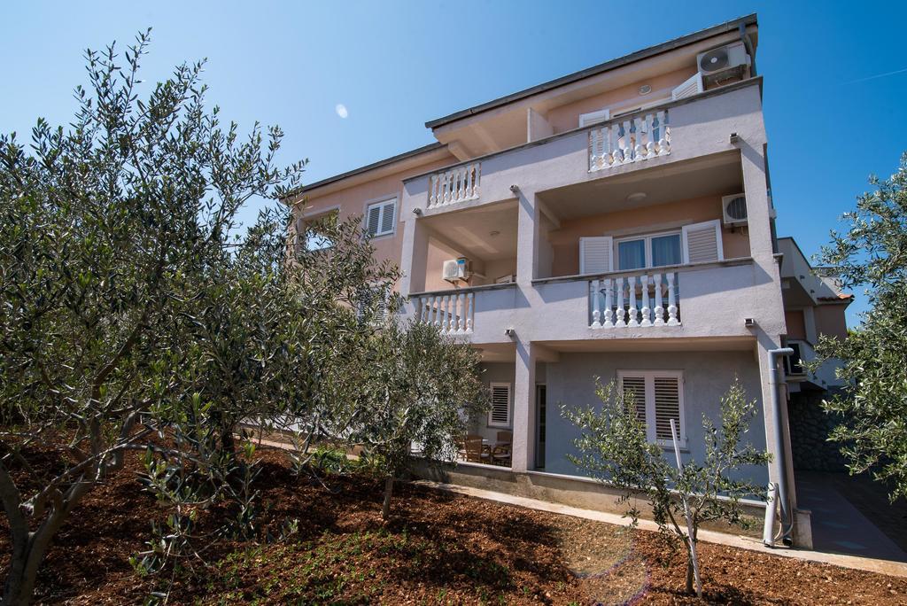 B&B Villa Ana Krk Town Eksteriør bilde