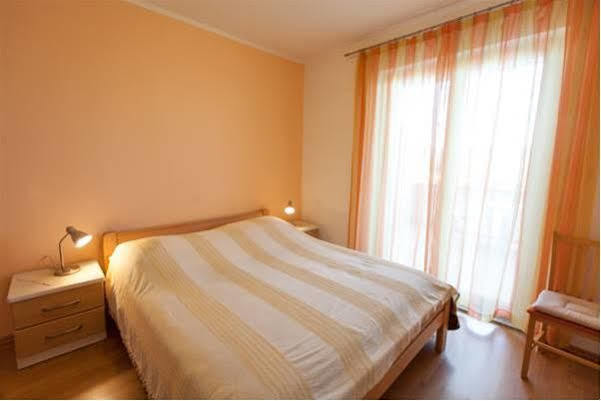B&B Villa Ana Krk Town Eksteriør bilde