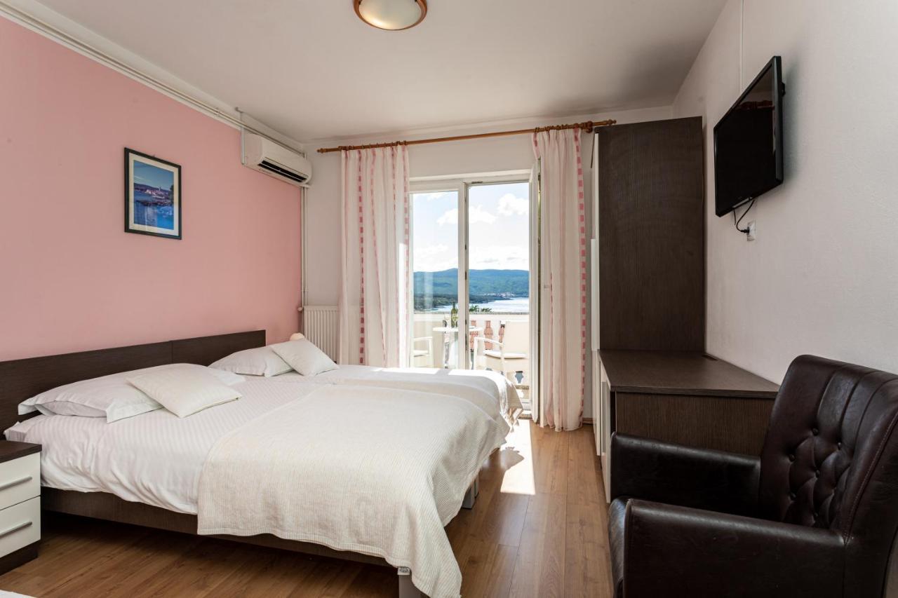 B&B Villa Ana Krk Town Eksteriør bilde